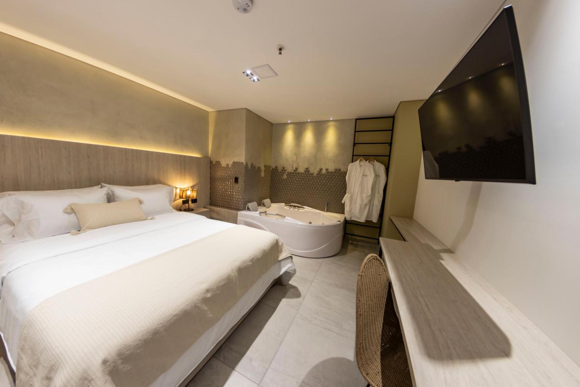 Sonata 44 Hotel Laureles Μεντεγίν Εξωτερικό φωτογραφία